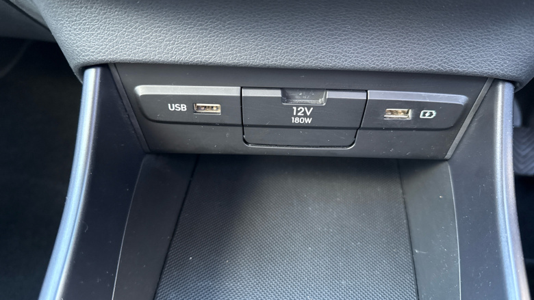 Hyundai i20 1.0T GDi 48V MHD SE Connect 5dr Petrol Hatchback